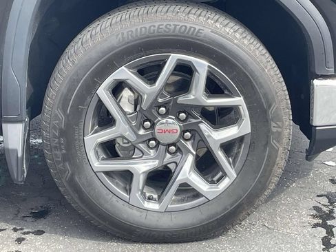 Used 2024 GMC Sierra 1500 SLT w/ SLT Premium Plus Package AWD/4WD image 12