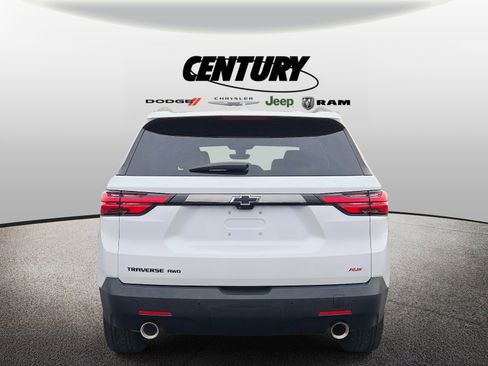 Used 2022 Chevrolet Traverse RS w/ LPO, Floor Liner Package image 5