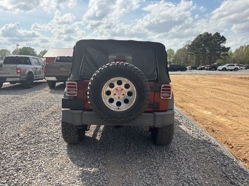 Used 2010 Jeep Wrangler Sport image 4