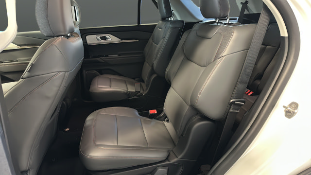 New 2026 Ford Explorer Active w/ Active Comfort Package AWD/4WD image 22