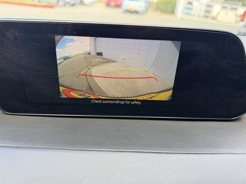 Used 2024 MAZDA MAZDA3 s image 25