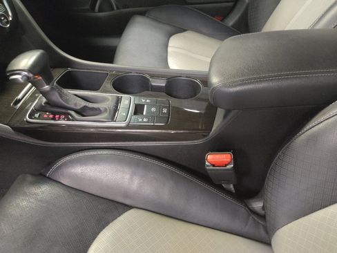 Used 2019 Kia Optima EX w/ EX Premium Package FWD image 26