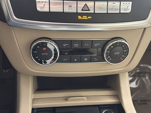 Used 2015 Mercedes-Benz GL 450 4MATIC image 21