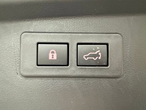 Certified 2024 Subaru Outback Limited image 30