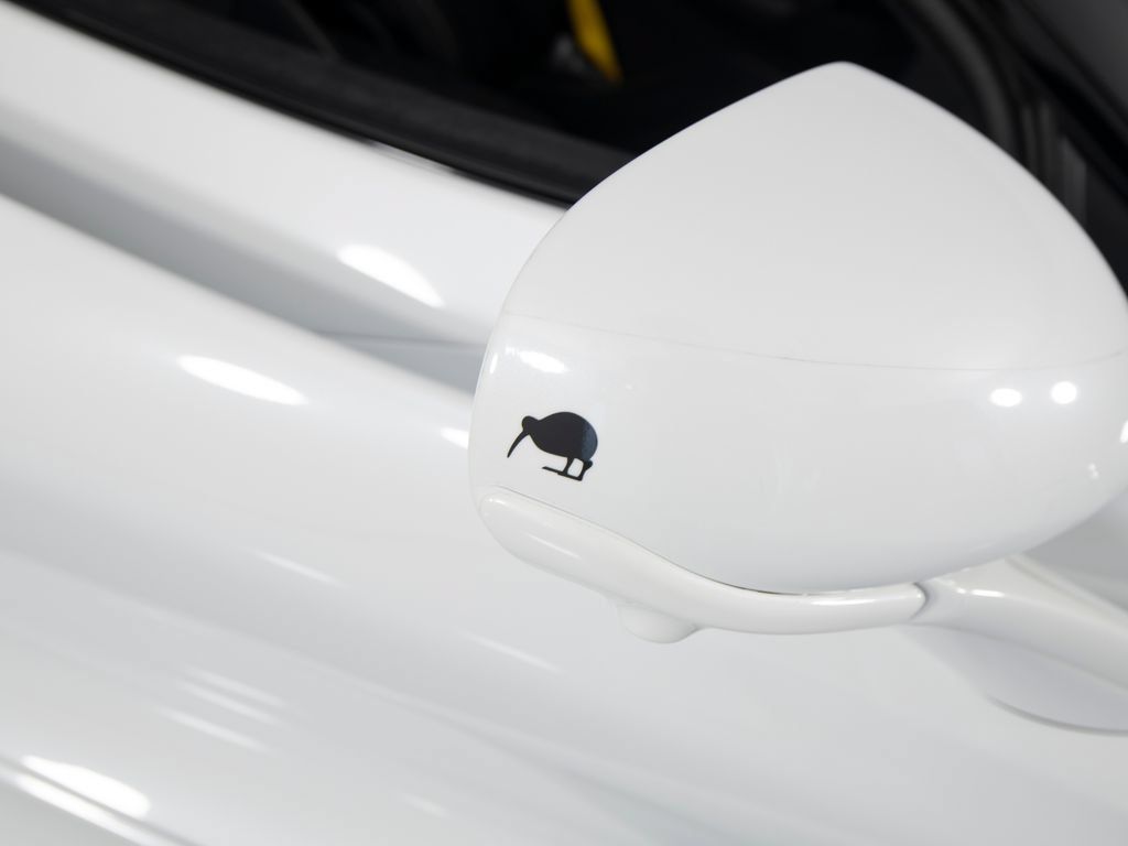Used 2024 McLaren 750S Spider RWD image 45