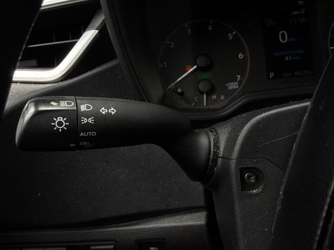 Used 2025 Toyota Corolla LE FWD image 31