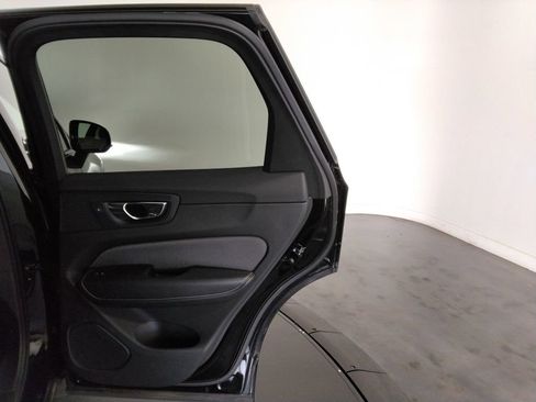 Used 2022 Volvo XC60 T8 R-Design w/ Advanced Package image 37