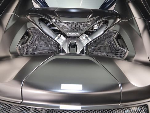 Used 2021 Acura NSX image 88