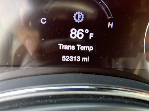 Used 2020 Jeep Grand Cherokee Limited AWD/4WD image 22