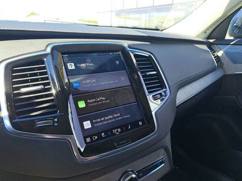 Used 2023 Volvo XC90 T8 Ultimate image 11