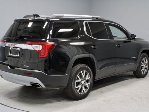 Used 2023 GMC Acadia SLE w/ Driver Convenience Package image 11