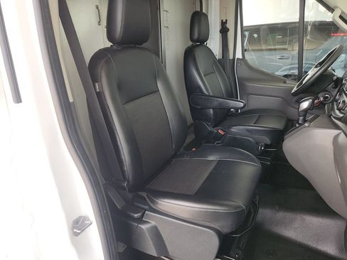 Used 2022 Ford Transit 350 DRW RWD image 20