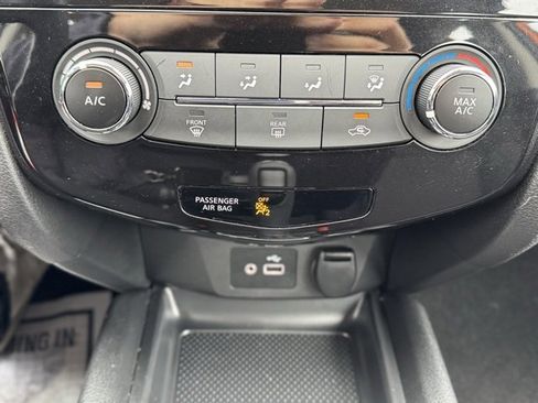 Used 2020 Nissan Rogue Sport S w/ Appearance Package image 18