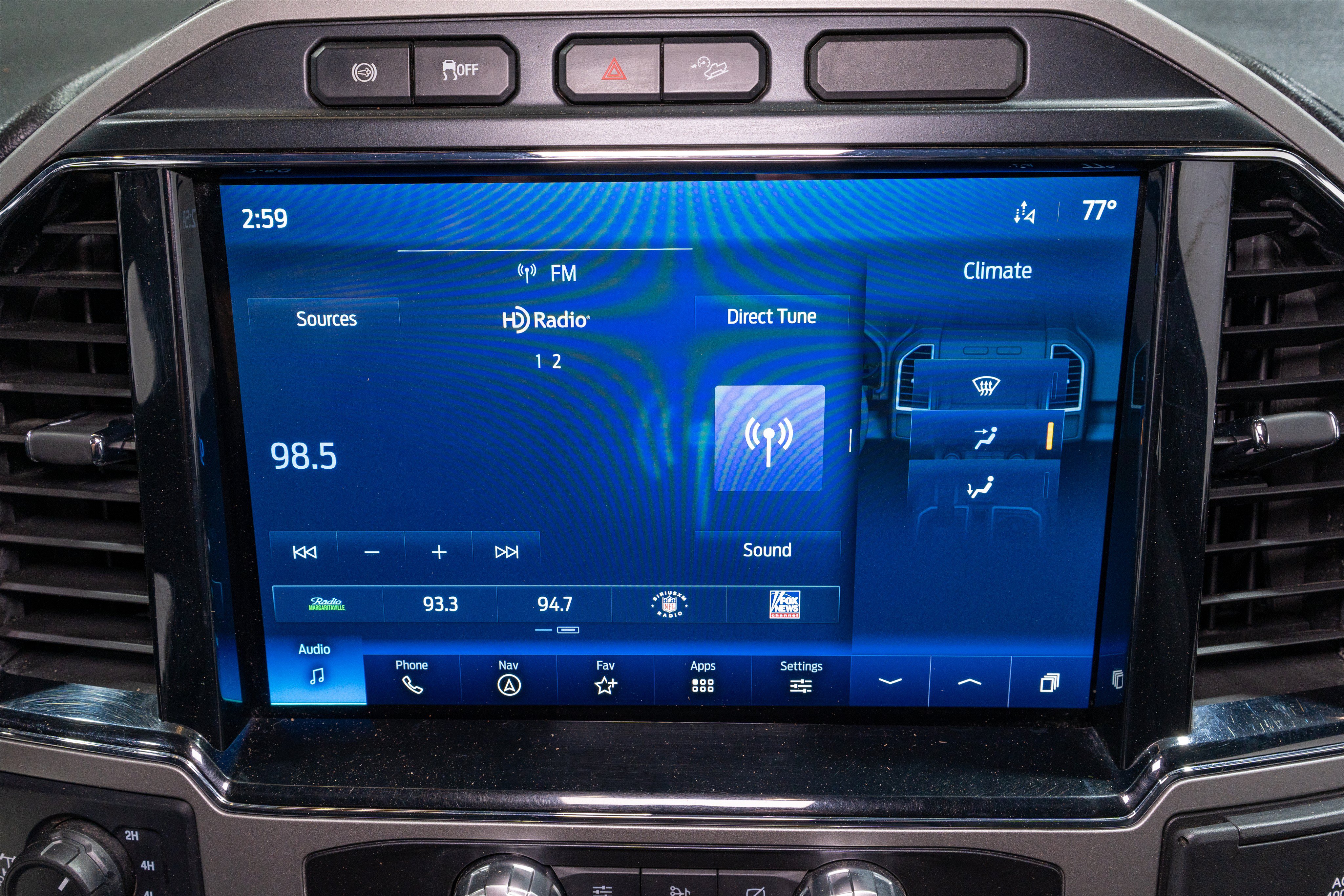 Used 2022 Ford F250 Lariat w/ Lariat Value Package AWD/4WD image 22