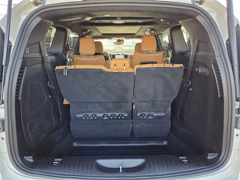 Used 2021 Chrysler Pacifica Pinnacle image 9
