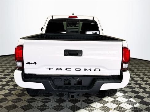 Used 2019 Toyota Tacoma SR w/ SX Package image 7
