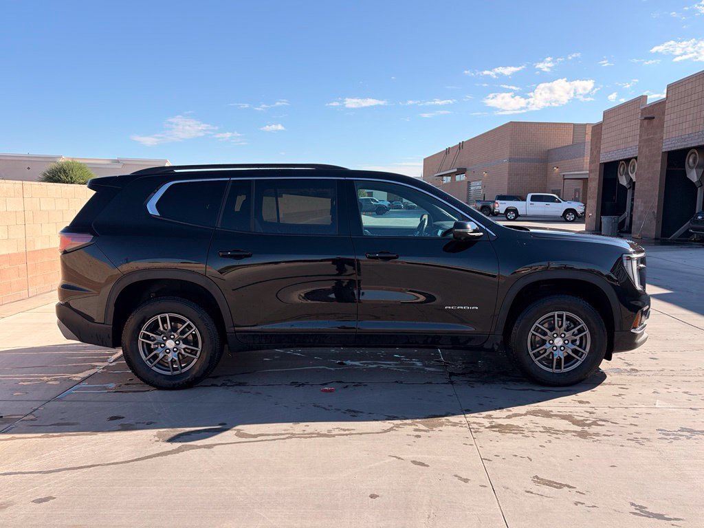 Used 2026 GMC Acadia Elevation FWD image 5