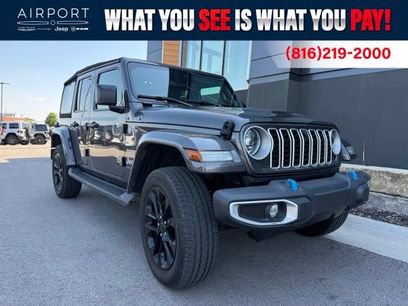 Used 2024 Jeep Wrangler Unlimited Sahara w/ Technology Group