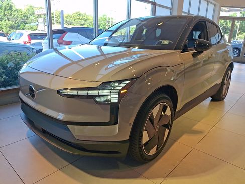 New 2026 Volvo EX30 Ultra w/ Protection Package AWD/4WD image 2