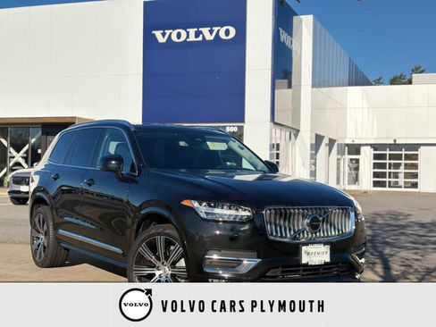 Used 2024 Volvo XC90 B5 Core image 1