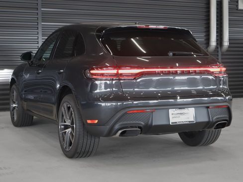 Certified 2026 Porsche Macan AWD/4WD image 3