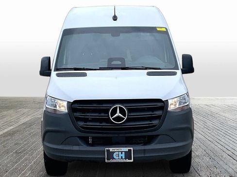 Used 2026 Mercedes-Benz Sprinter 2500 image 2