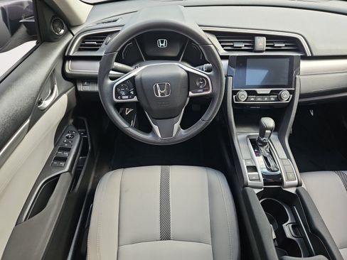 Used 2017 Honda Civic EX image 9