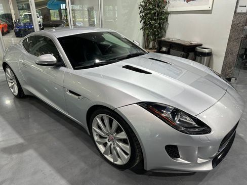 Used 2015 Jaguar F-TYPE S RWD image 10