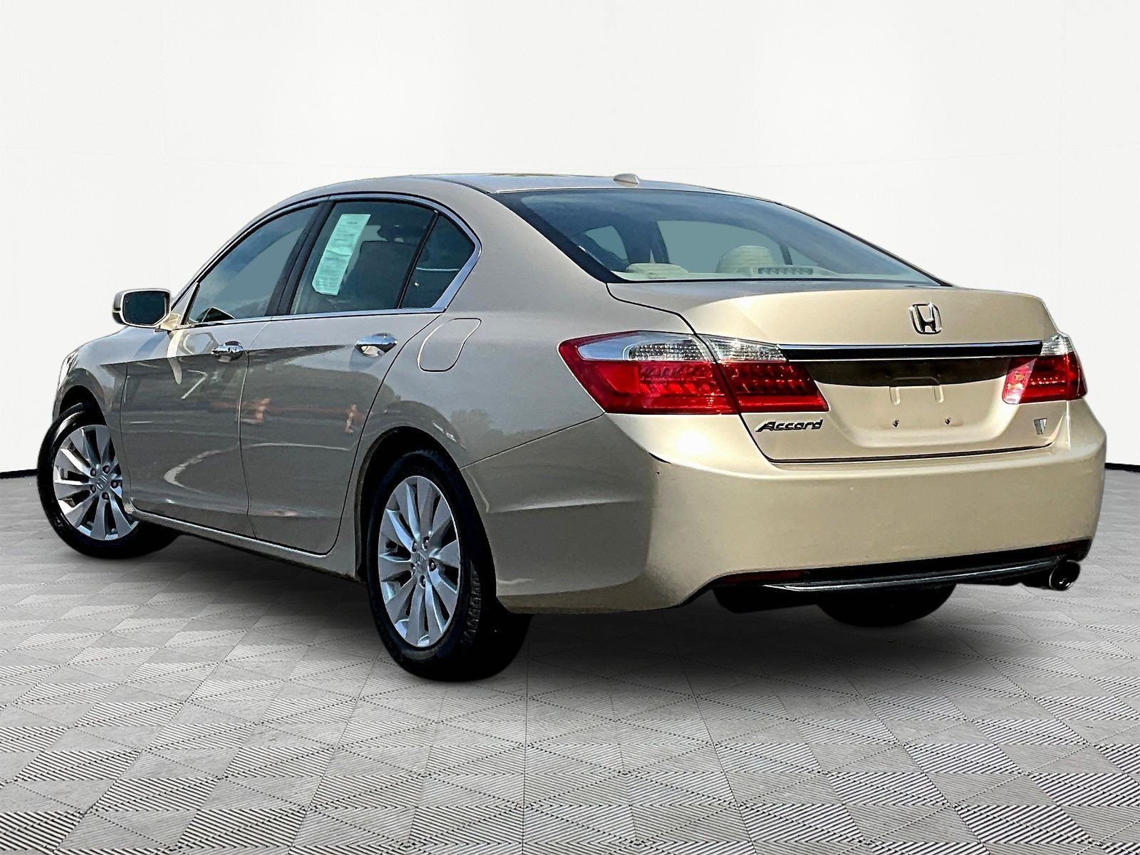 Used 2013 Honda Accord EX-L image 4