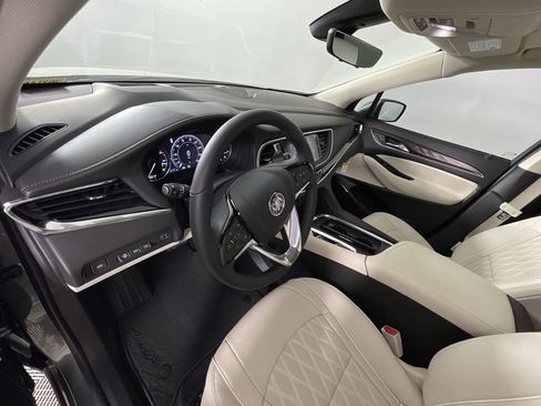 Used 2023 Buick Enclave Avenir w/ Trailering Package, 5000 lbs. FWD image 10