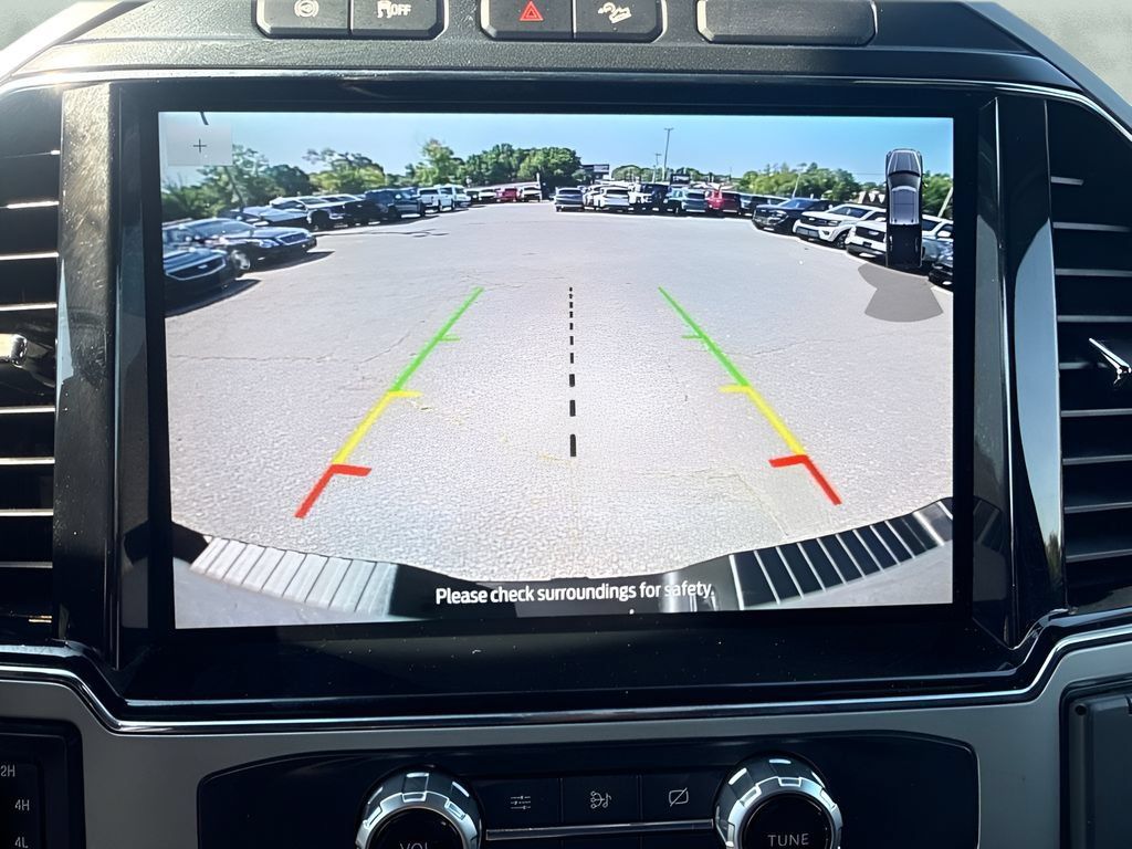 Used 2022 Ford F450 Lariat w/ Lariat Value Package AWD/4WD image 17