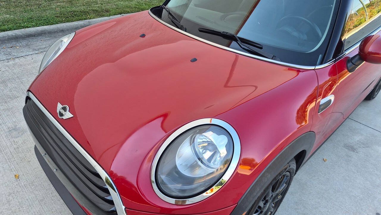 Used 2018 MINI Cooper 2-Door Hardtop FWD image 10