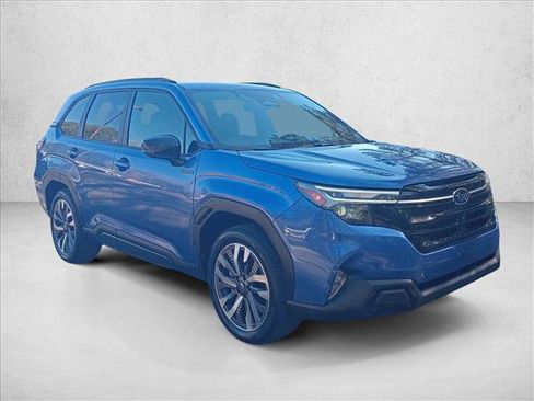 New 2025 Subaru Forester Touring image 3