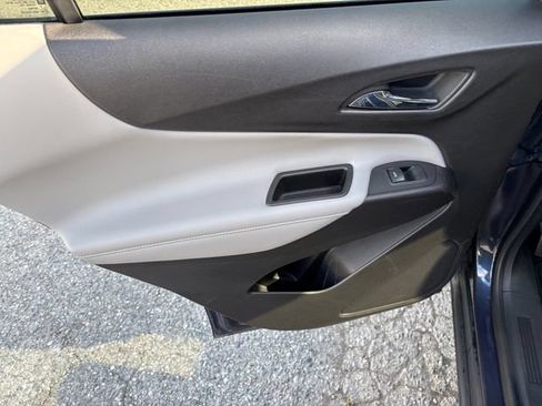 Used 2018 Chevrolet Equinox Premier AWD/4WD image 18