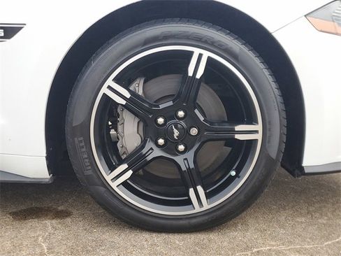 Used 2020 Ford Mustang GT Premium w/ Equipment Group 401A image 3