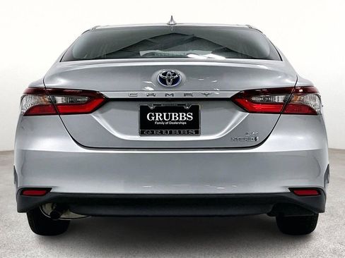 Used 2023 Toyota Camry LE FWD image 5