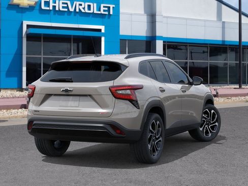 New 2026 Chevrolet Trax RS image 4