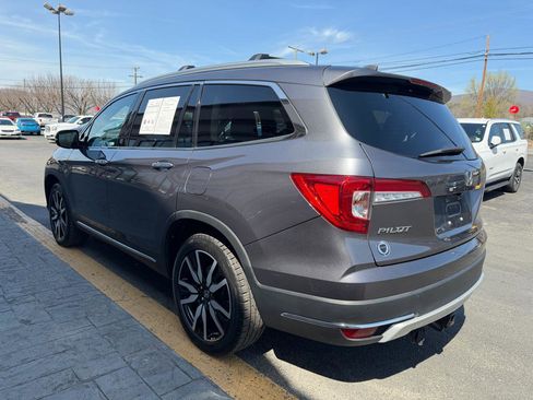 Used 2019 Honda Pilot Touring image 6