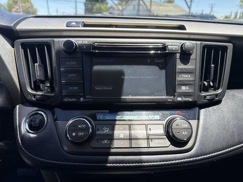 Used 2014 Toyota RAV4 Limited w/ Technology Package FWD image 36