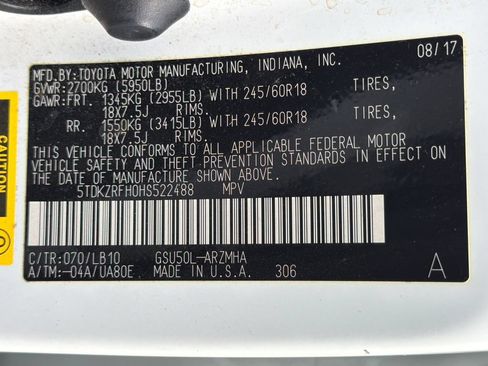 Used 2017 Toyota Highlander XLE FWD image 28