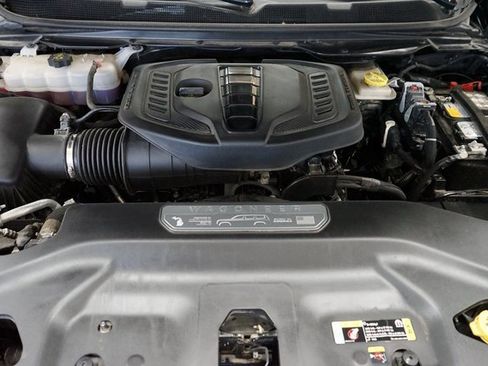 Used 2024 Jeep Wagoneer Series II w/ Flexible Seating Group image 54