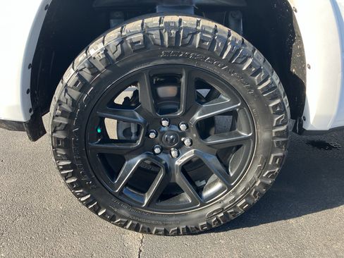 Used 2022 RAM 1500 Laramie image 11