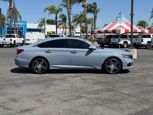 Used 2022 Honda Accord Touring image 4