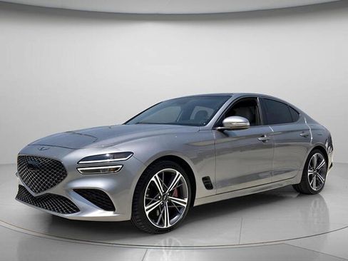 Used 2024 Genesis G70 3.3T Advanced RWD image 1