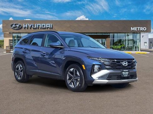 Used 2025 Hyundai Tucson SEL FWD image 1