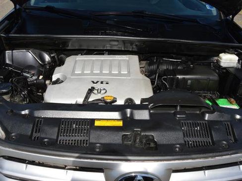 Used 2012 Toyota Highlander Limited w/ Tow Pkg AWD/4WD image 37