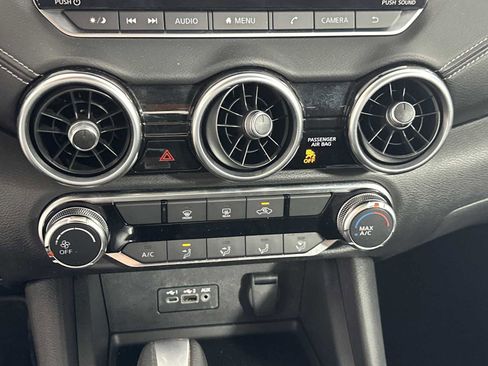 Used 2023 Nissan Sentra SV image 20
