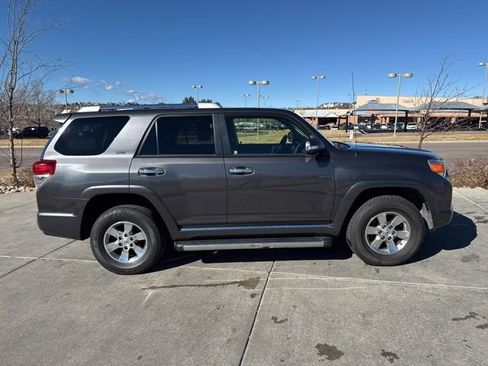 Used 2012 Toyota 4Runner SR5 image 10