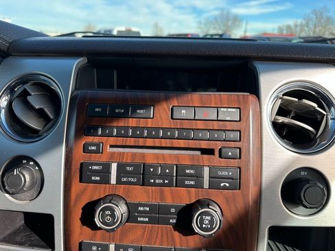 Used 2010 Ford F150 Platinum image 19