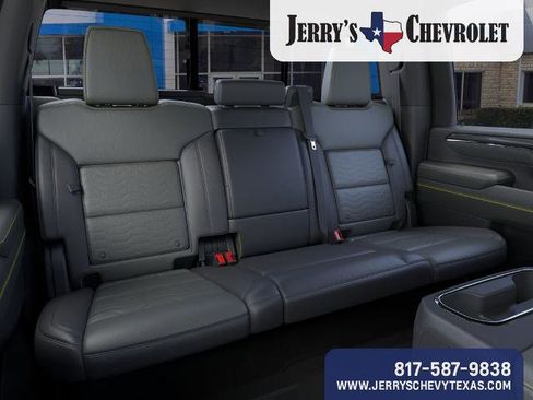 New 2026 Chevrolet Silverado 2500 ZR2 AWD/4WD image 18